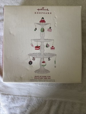 NEW  Hallmark Bake Up Some Yum Miniature Tree Set 2019 12 Ornaments Dessert Cake