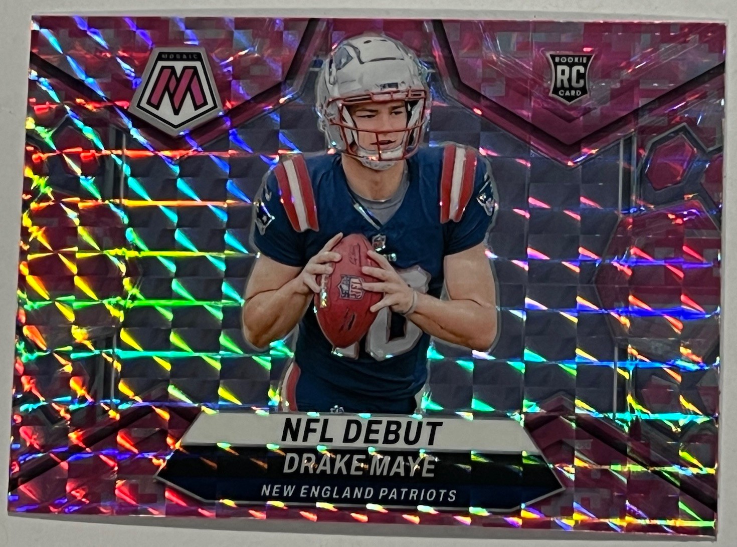 2024 Panini Mosaic - NFL Debut Drake Maye #273 Camo Pink Mosaic Prizm (RC)