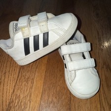 Little Kids adidas Grand Court Sneaker, Size 6 - Black/White