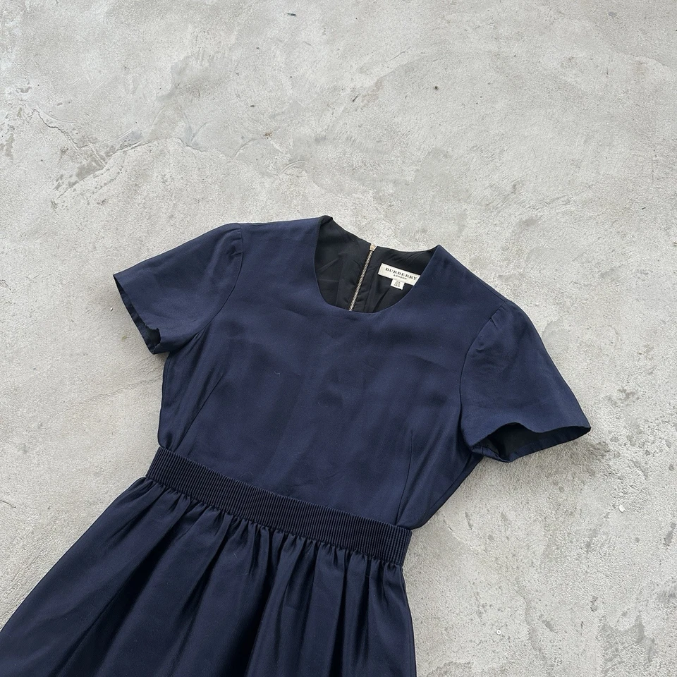 Burberry London Women's Navy Blue Short Sleeve Dress - Size UK 6 / US 4 EU S - Image 4 of 4