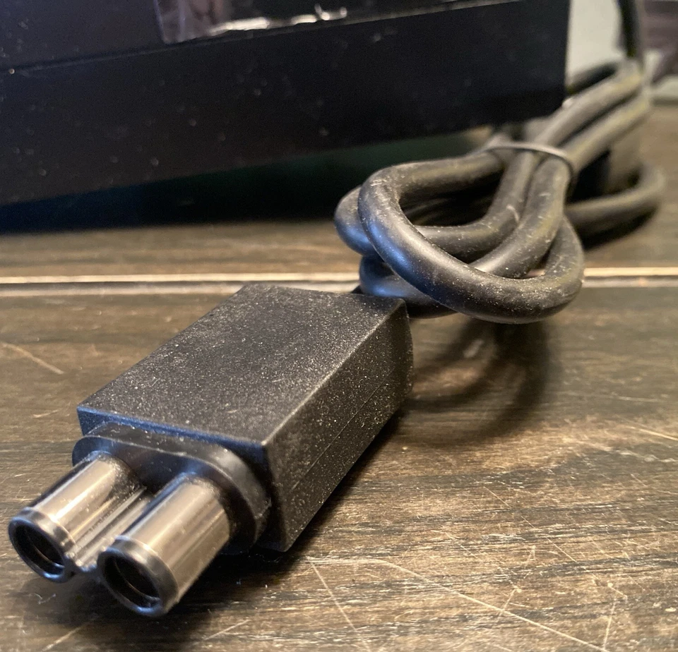 REPLACEMENT WG220A AC Adapter Brick Charger Power Supply for Xbox One BRAND NEW - Image 3 of 4