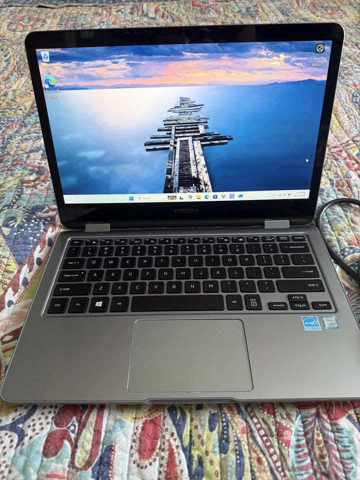 Portátil Samsung Notebook 7 Spin 13.3" Táctil Intel i5 8GB RAM 256GB SSD ¡TAL CUAL!! Foto 2 de 4
