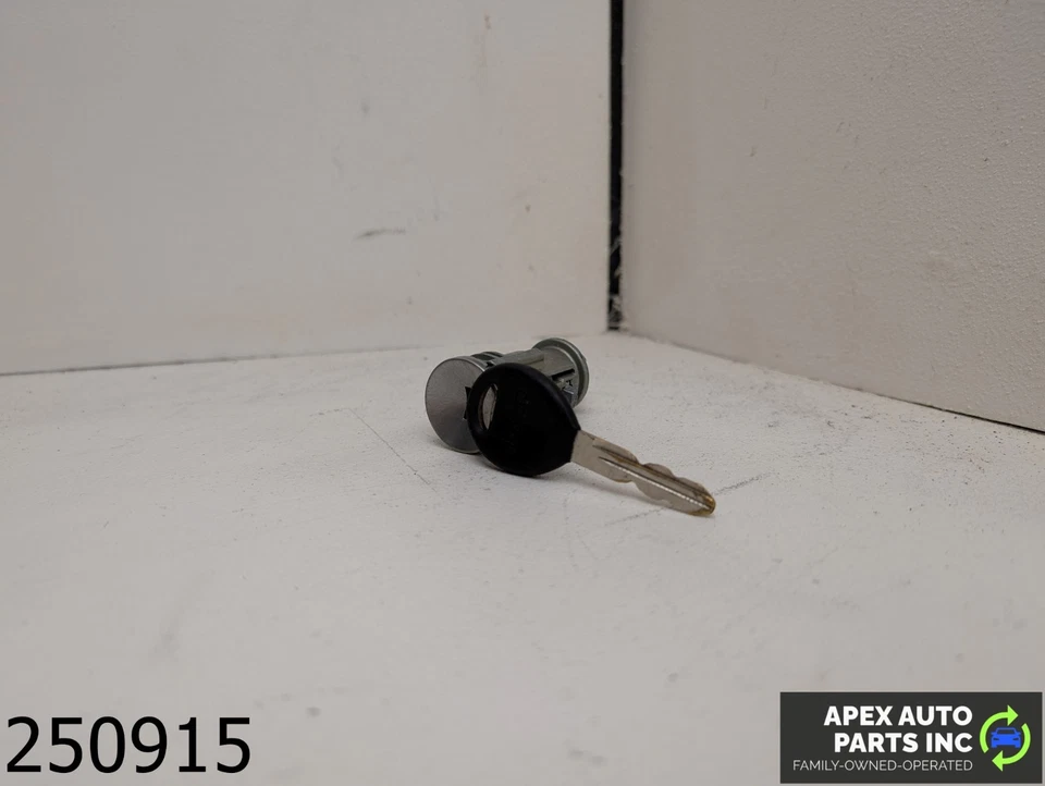 OEM 1997-2001 Jeep Grand Cherokee 4.0L Ignition Switch Lock Control - Image 3 of 4