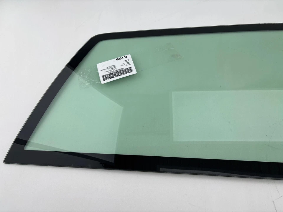 Оригинальные задние стекла на лобовое стекло для Chevrolet Silverado 1500 1999-2007 годов выпуска - Изображение 4 из 4