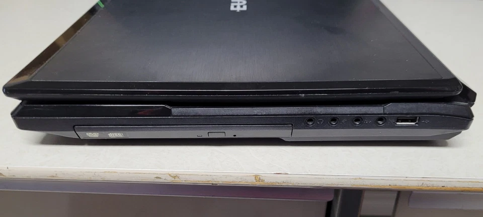 Clevo P170SM Laptop 17.3" i7 Extreme GTX 980 8GB 24GB RAM - Image 4 of 4