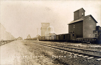 Elevator scene, Doland, SD South Dakota 1907 RPPC Photo Postcard COPY