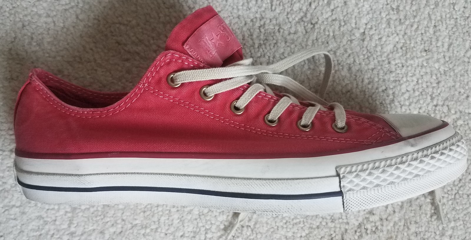 red womens chuck taylors