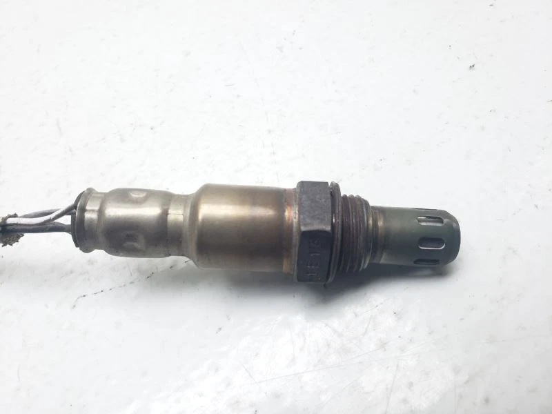 Nissan Versa 2012 sensor de oxígeno flujo descendente O2  Foto 2 de 4