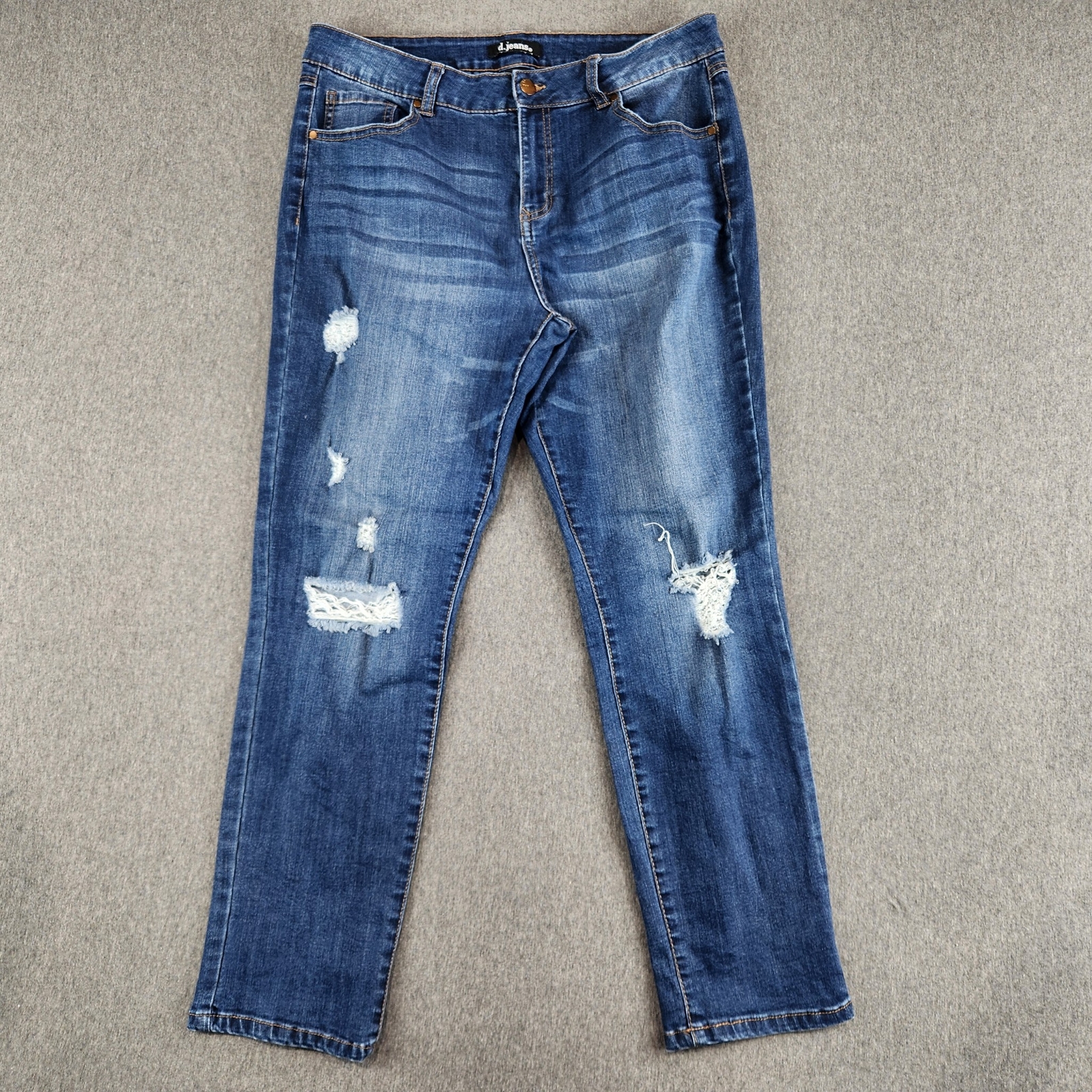 D. Jeans Jean Women's Size 14 Blue Dark Wash Nice Quality Stretchy and Comfy