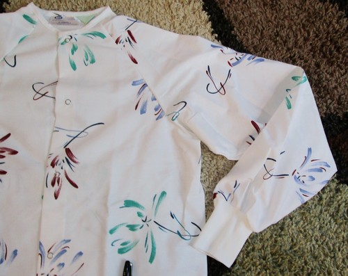 Best Medical Warm up Jacket 2 bottom Pockets Floral Print Sizes 4X & 5X - Picture 6 of 9