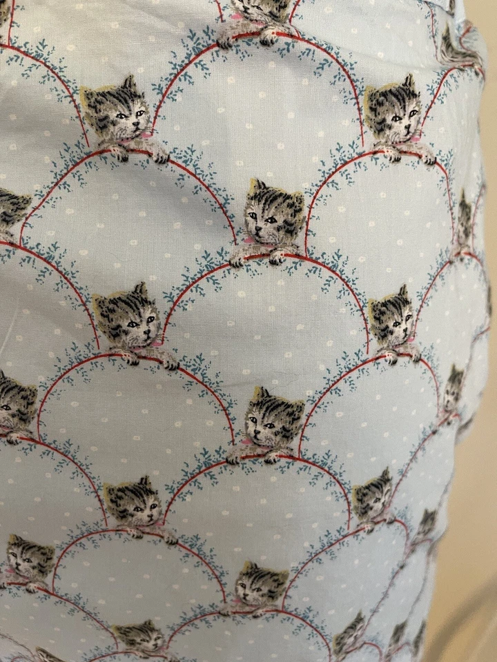 Falda Paul and Joe RARA Estampado Gato De Colección Hermosos Colores Volantes Foto 3 de 4