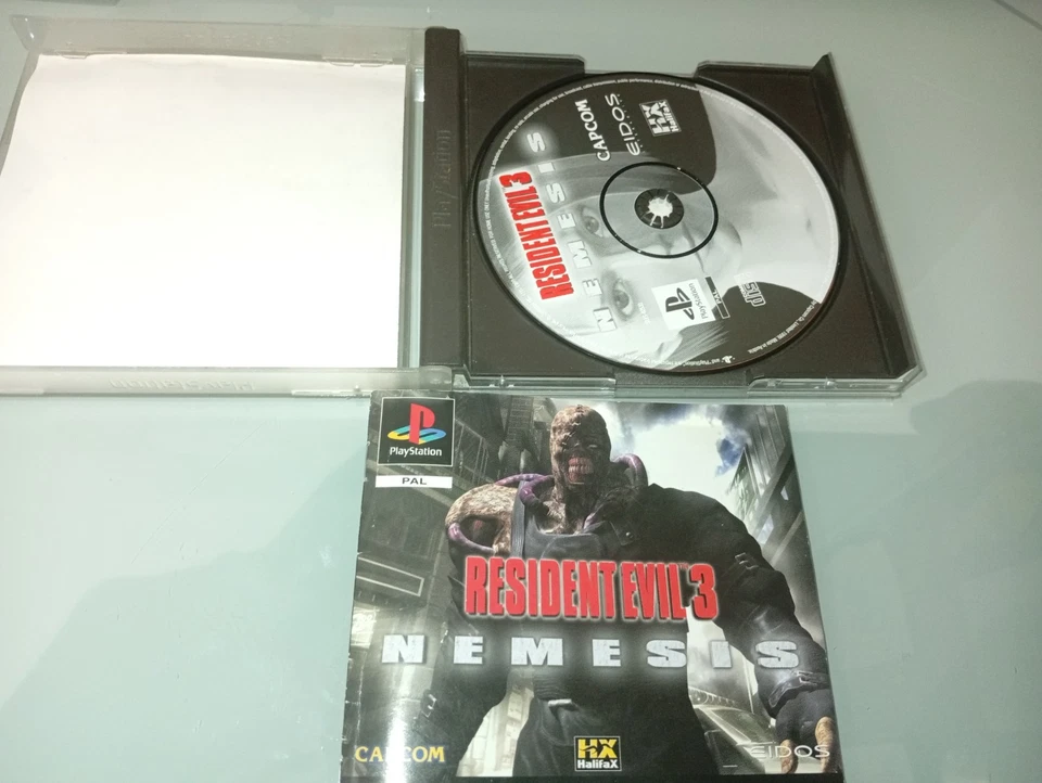 RESIDENT EVIL 3 NEMESIS-SONY PLAYSTATION 1-PAL-ITALIANO-COMPLETO-OTTIMO-RARITA', foto 3 di 5