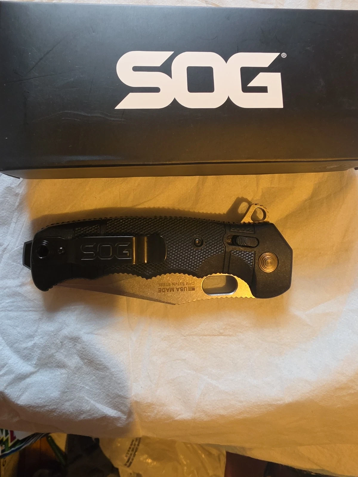 SOG SEAL XR Lock Folding Knife 4"Clip Point Blade Stone Washed Blade Black Handl - product detail image 4