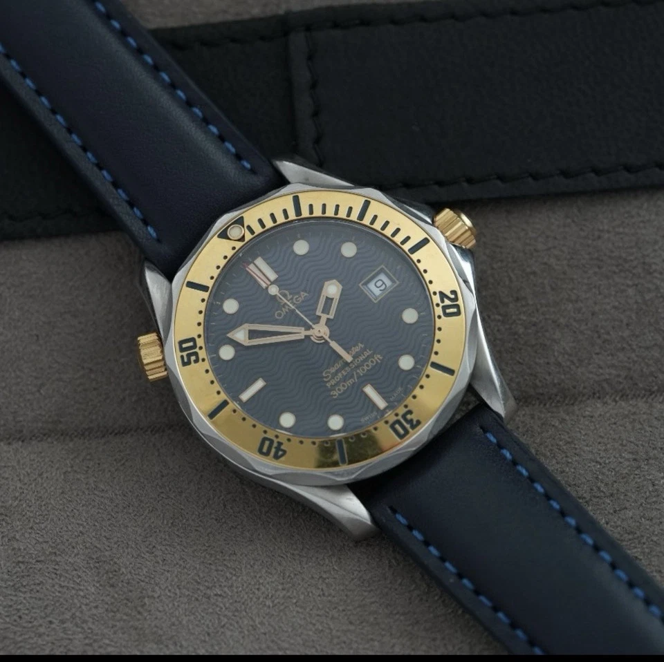 OMEGA Seamaster Professional Diver 300M Cal.1538 Quartz, 36mm Gold/steel - Image 3 of 4