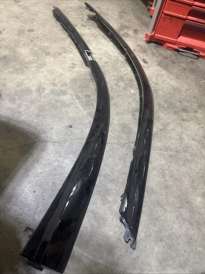 OEM 2003-2008 Nissan 350Z Passengers Side A-pillar Finisher Coupe - Image 3 of 4