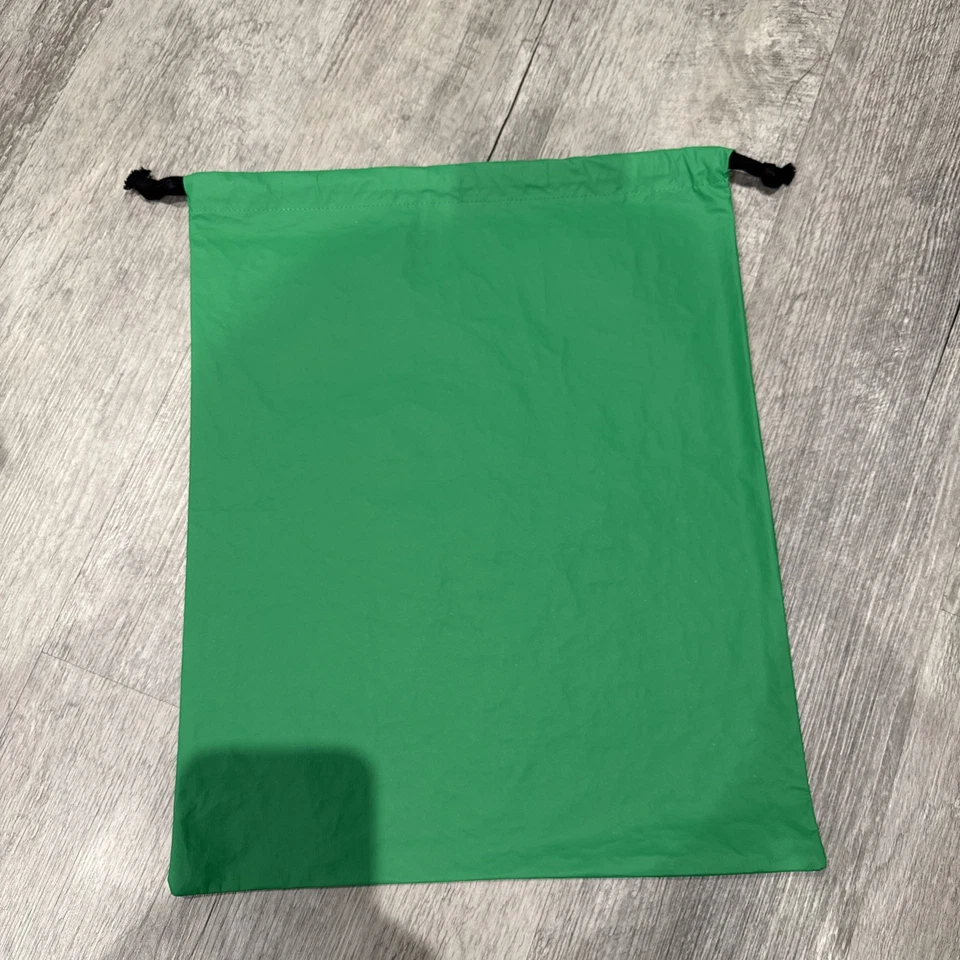 Bottega Veneta Dust Bag Empty Storage Green Drawstring 41.5 x 33.5 cm 100% Tyvek - Image 2 of 3
