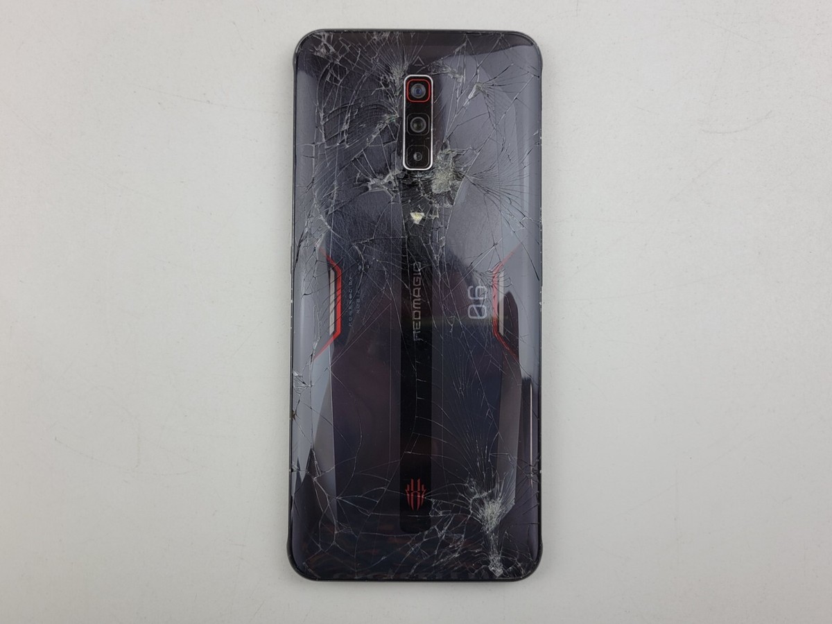 ＼(^o^)／　REDMAGIC 6　＼(^o^)／ Nubia Red Magic 6 Review - Crazy 165Hz AMOLED Gaming Display
