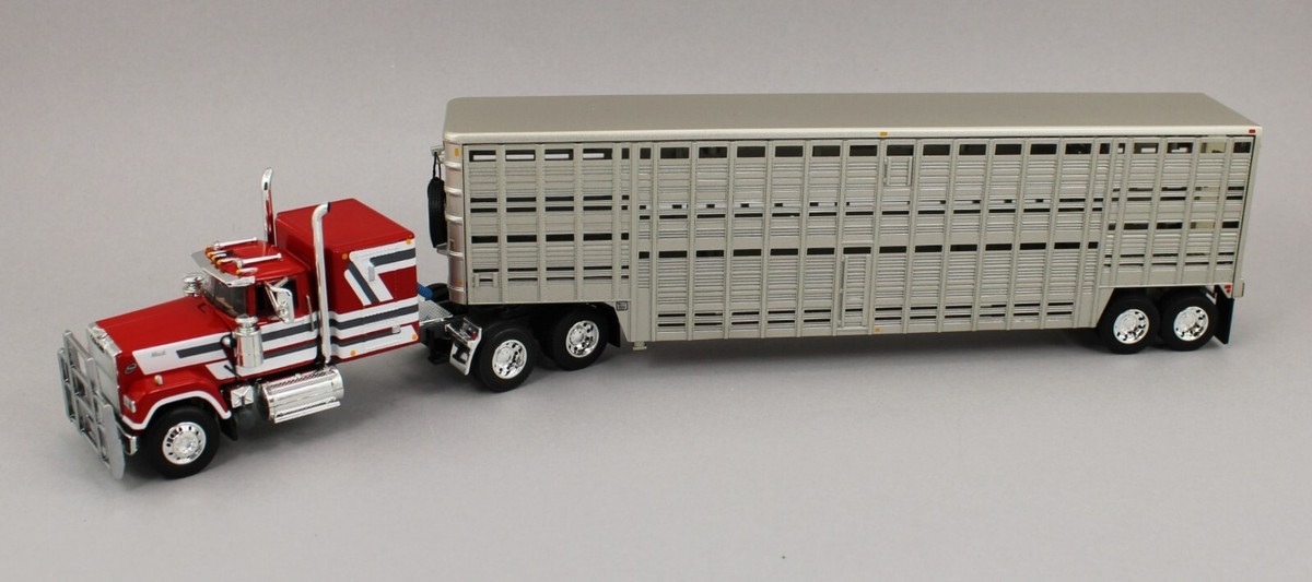 DCP 1:64 *RED & WHITE* MACK Super Liner Flattop Vintage Wilson