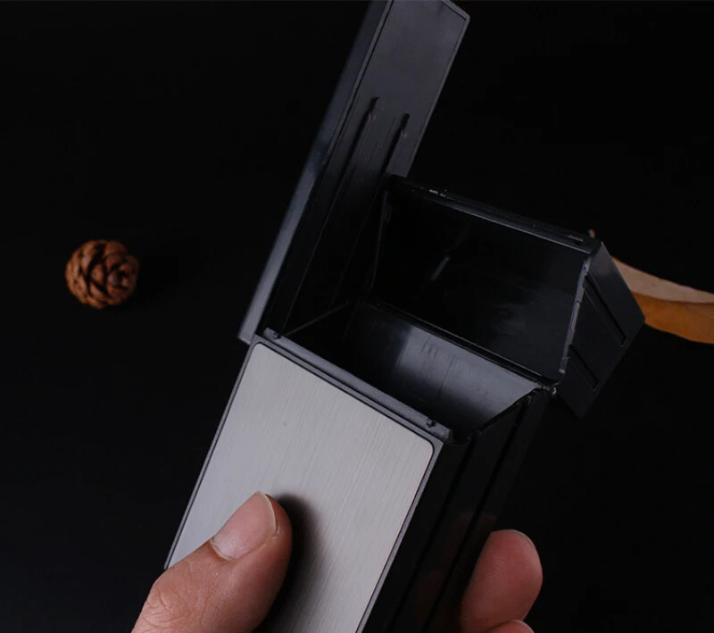 Cigarette Case USB Rechargeable Lighter Tobacco Box Holder for 84mm Cigarettes
