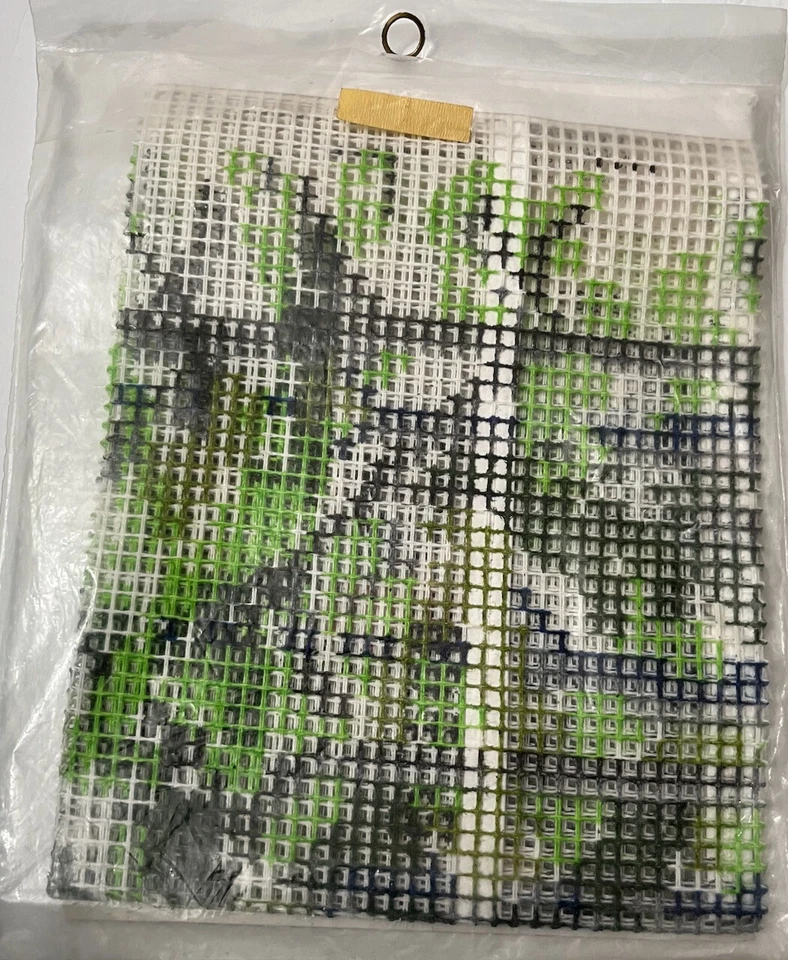 Spinnerin TALL TREES Latch HooK Rug Pattern #546 Canvas Finished Size 20" x 30" - Image 4 of 4