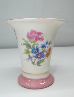 E&R American Art Ware Porcelain VASE Floral Bouquet with PINK Decoration Vintage
