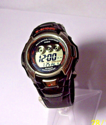 Casio G-SHOCK Mens Watch World 6 Radio Wave Solar GW-M500A Diver 200 meters WOW!