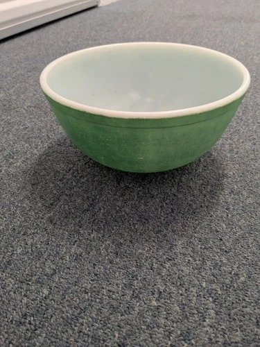 Vintage Pyrex Mixing Nesting Bowl #403 Primary Color Green 2 1/2 Quart USA