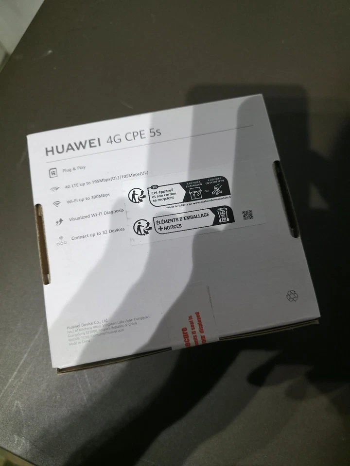 Huawei 4G CPE 5s B320-323 300Mbps Wireless 4G+LTE Wifi Router - Image 2 of 2