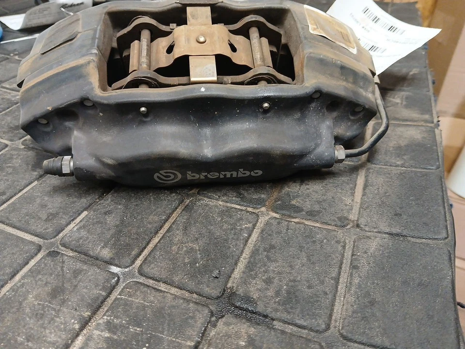 Pinza trasera derecha pasajero 68144270AA compatible con cargador 12-14 17-23 Opt BR4 3094445 Foto 2 de 4