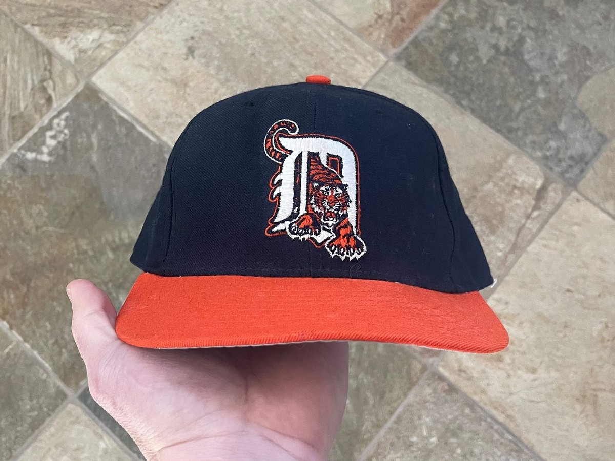 帽子 60s-70s vintage newera Detroit tigers Vintage Detroit Tigers New Era Fitted Pro Baseball Hat, Size 6 3/4