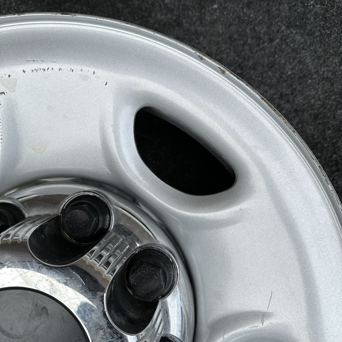 【美品】CHROME ワルシャワ 2.0 WARSAW 2.0 Cavallo Camaro CLV-41 Nano Chrome Wheel; 20x8.5; 35mm Offset