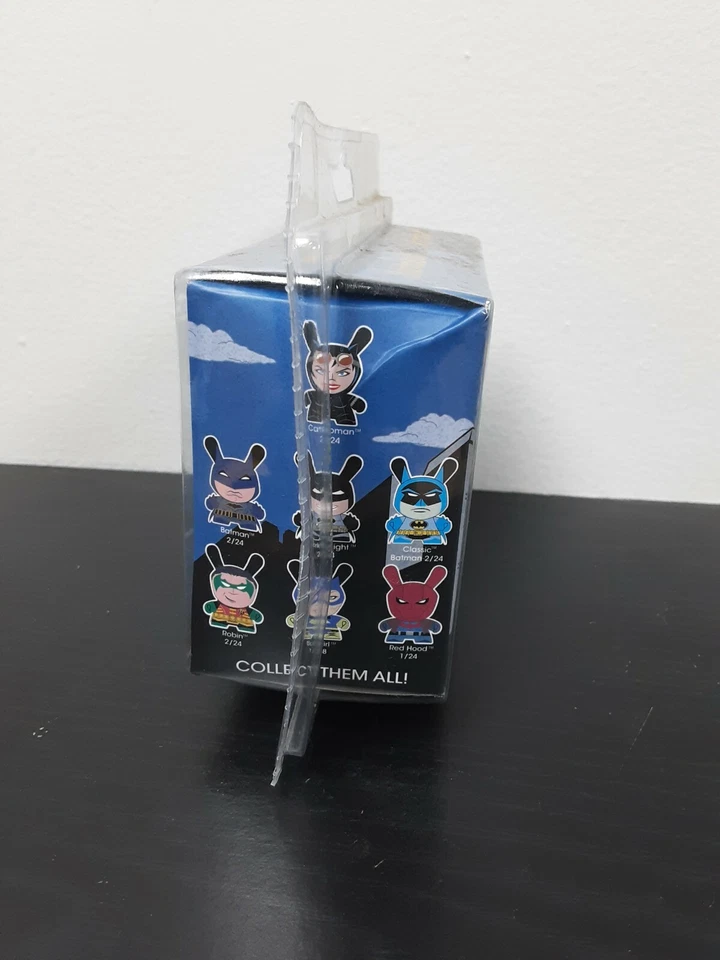 KIDROBOT BATMAN--MINI SERIE VINILO--PACK FIGURA 2 (NUEVO) Precintado en embalaje. Foto 2 de 4