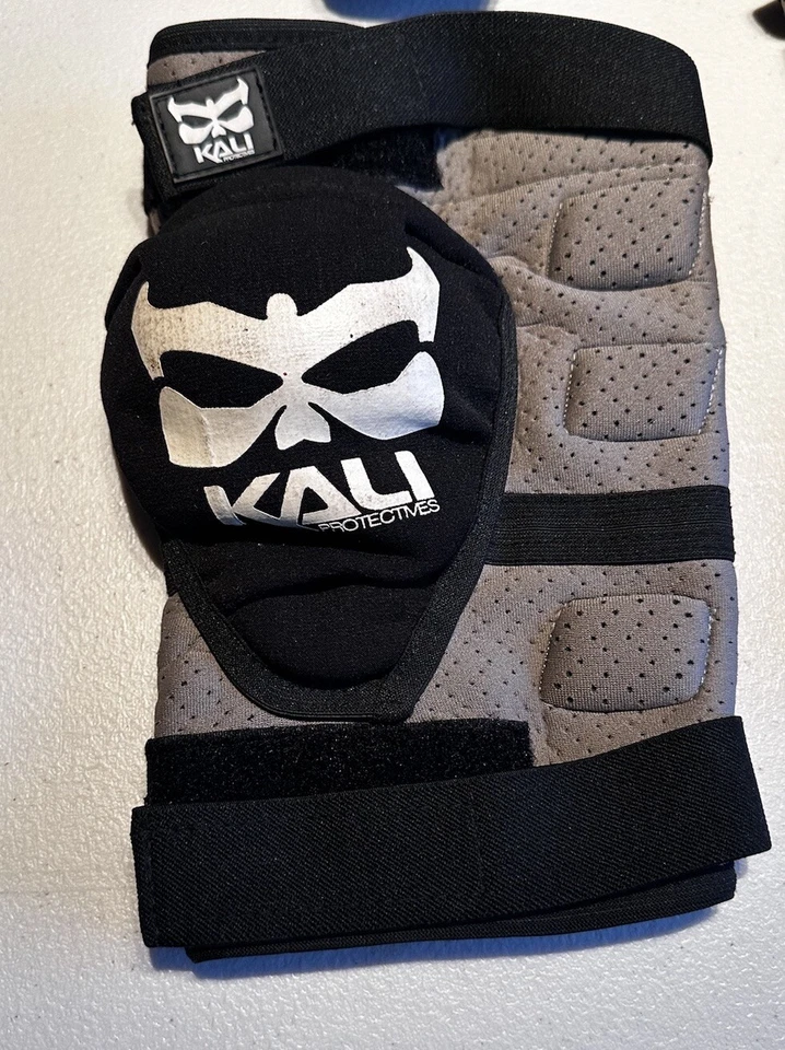 Rodilleras y coderas protectoras Kali XL para jóvenes bicicleta de montaña skateboarding Foto 2 de 4