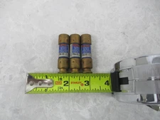 LOT OF 3 FUSETRON FRN-R-2-1/2, CLASS RK5 FUSES, 2-1/2AMP, 250V, XA0082