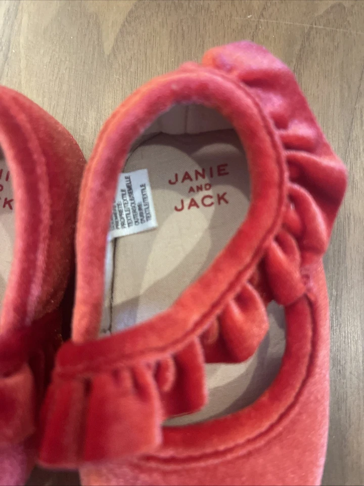 Janie and Jack ZAPATILLAS ROJAS RUBÍ Infantil TERCIOPELO Cuna Zapatos Niñas 6-12 Meses Usados en Excelente Condición Foto 3 de 4