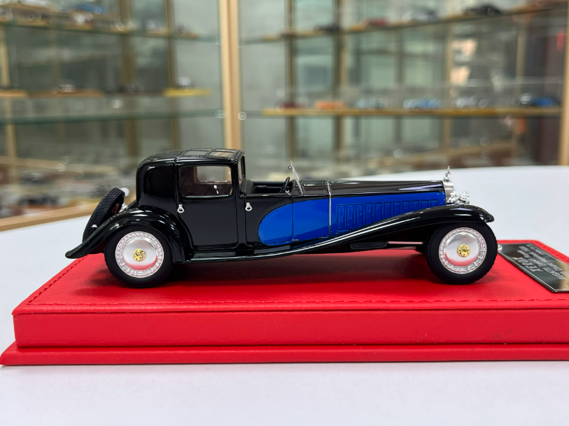 XEROX 1/43 Resin car model Bugatti Type 41 Napoleon 41000 + Royale