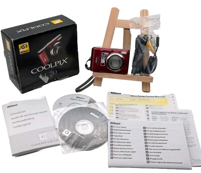 Nikon COOLPIX S570 Digital Camera Kamera Red Rot 12.0 MP In Box 