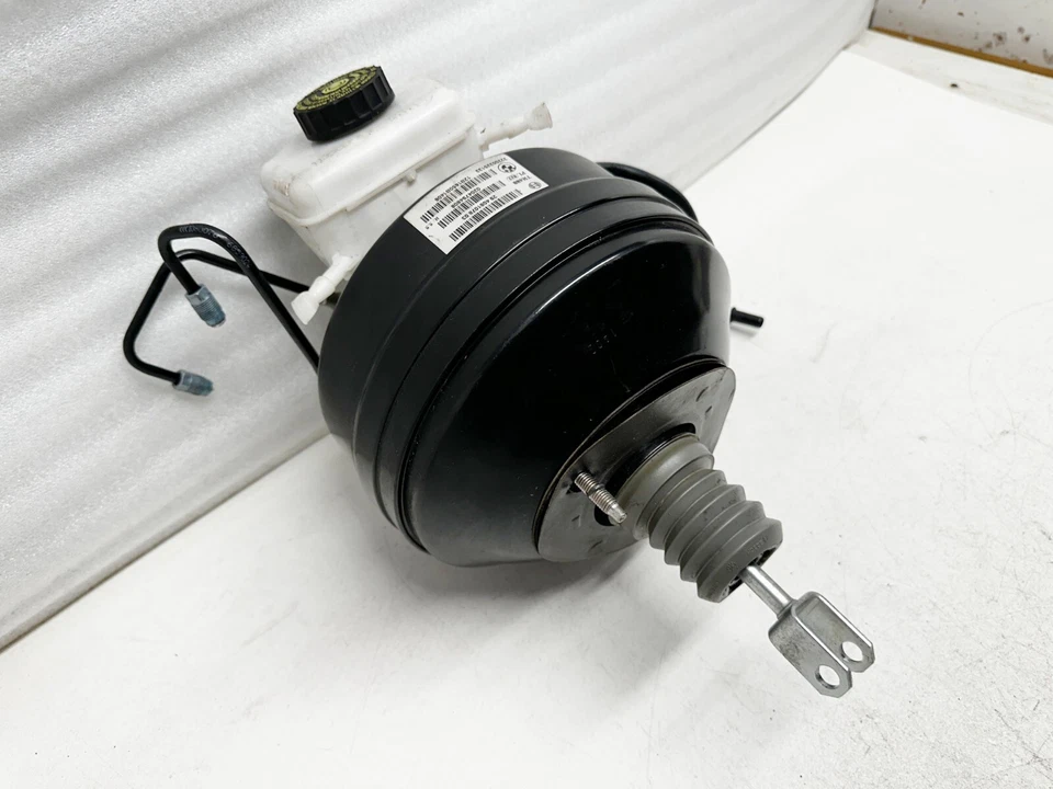 P40847 2012-2016 BMW 3 Series Brake Booster with Master Cylinder F30 0204794808 - Image 2 of 4