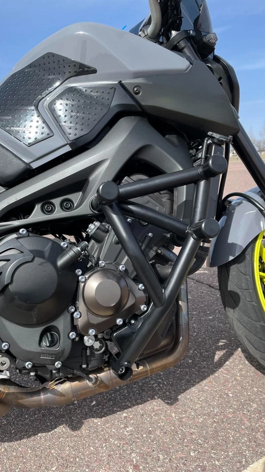 Crash Bar For Yamaha FZ FJ 09 MT Engine Guard Frame Protector 2014-2016 WOLFLINE Foto 2 de 4