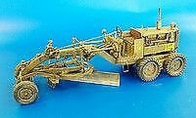 Plus Model 426 - 1:35 Resin Kit U.S. Motor Grader