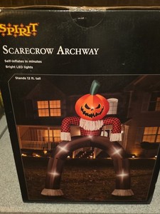 Spirit Halloween Giant 12 Ft. Self Inflatable Lighted Scarecrow Archway