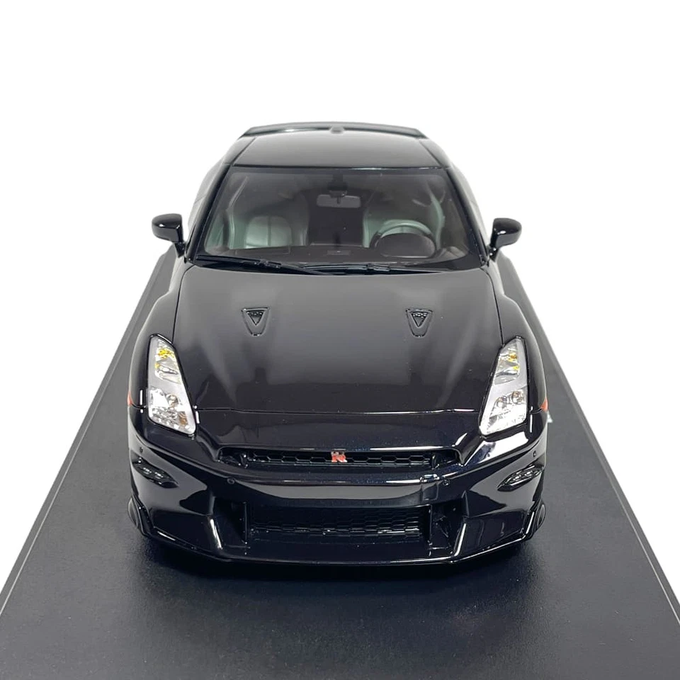 Modellino Auto GT Spirit 1/18 Nissan Skyline GT-R R35 Takumi Edition Midnight... - Immagine 2 di 4