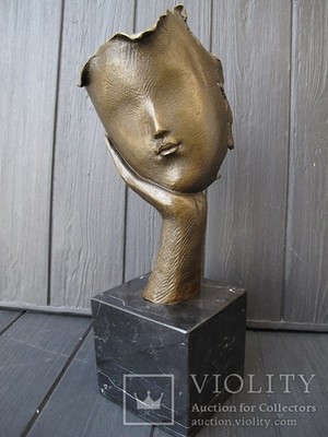 Bronze Sculpture Thoughtful Lady Face Resting on Hand Rare Artistic Figure Decor