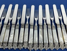 20 STUNNING ANTIQUE VICTORIAN ORNATE MOTHER OF PEARL SILVER PLATED CUTLERY