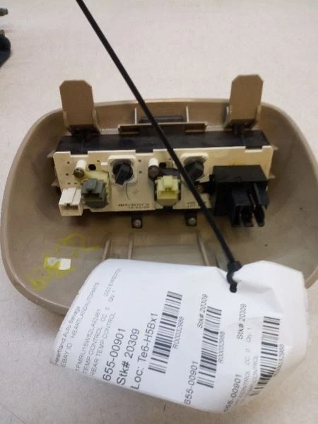 99-02 Ford Expedition Lincoln Navigator Rear Climate Control W/ Bezel OEM USED T - Image 2 of 4