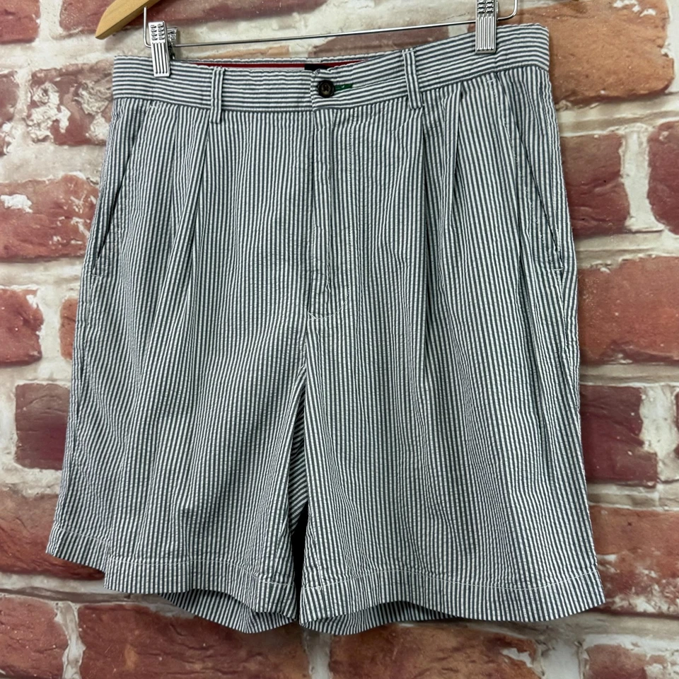 Vintage Tommy Hilfiger Shorts Mens 32 Gray White Railroad Striped Seersucker - Image 3 of 4