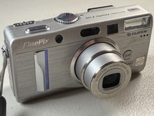 FinePix F700 Digital Camera CCD Defect Fujifilm Compact Retro