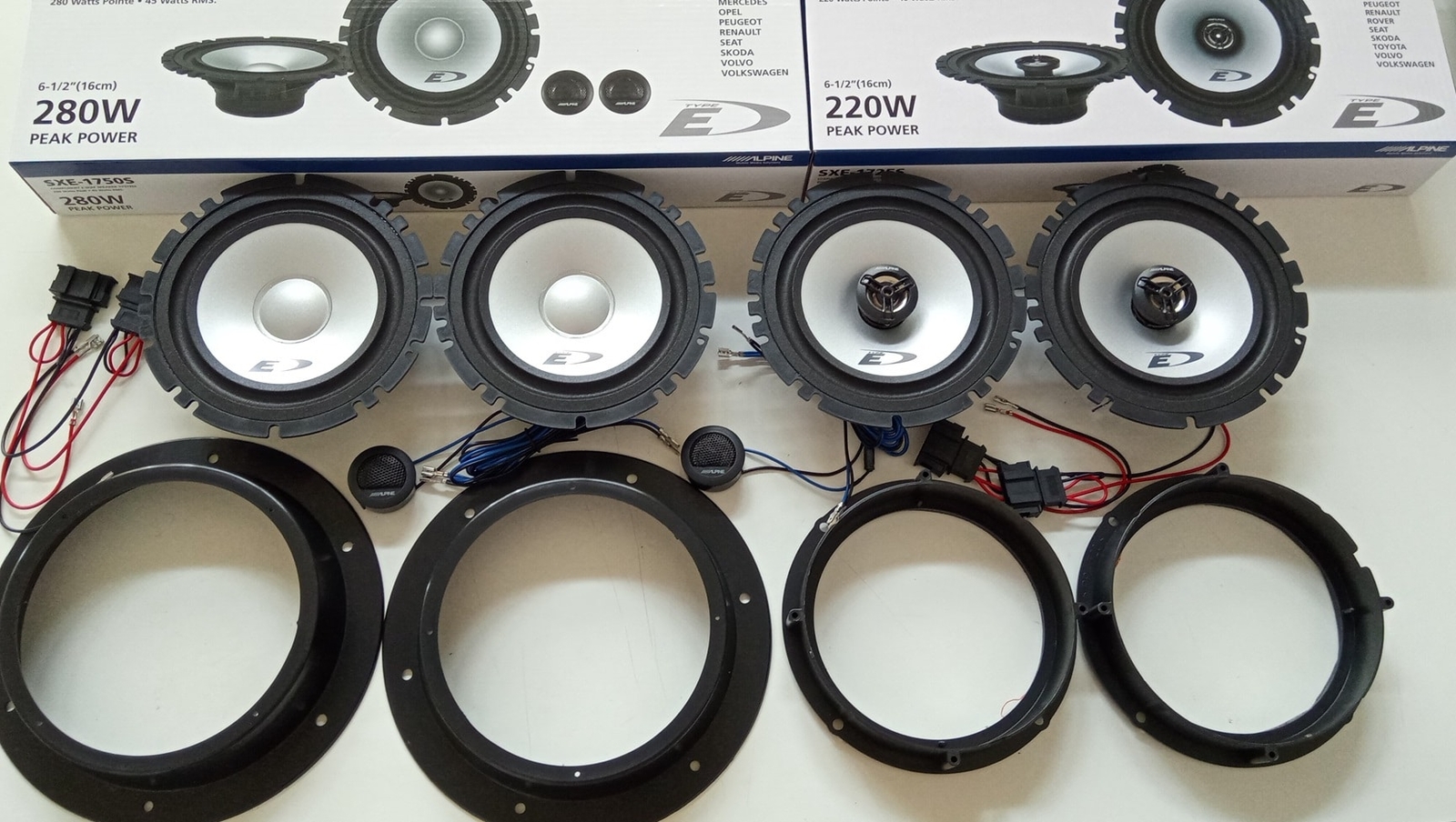 Musica Alta Fedeltà su VW Touran 2003-2010 | Kit Alpine 6 Altoparlanti