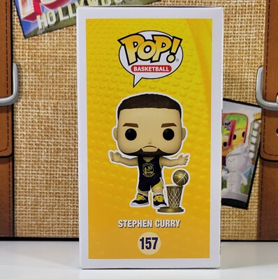 FUNKO POP STEPHEN CURRY 157 With NBA CHAMPIONSHIP TROPHY FUGITIVE