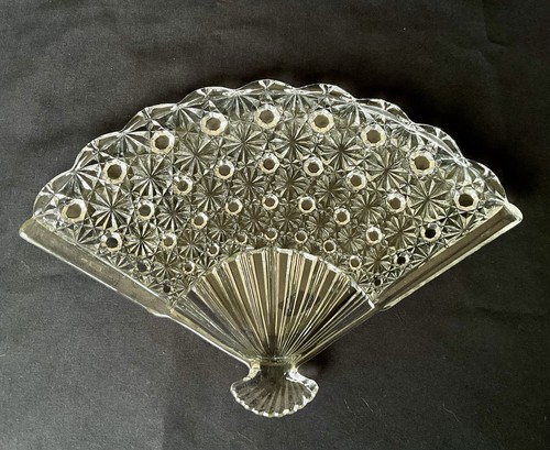 Vintage 1990s Fan Shaped Ornate Cut Glass Clear Vanity Perfume Trinket Tray 10.5